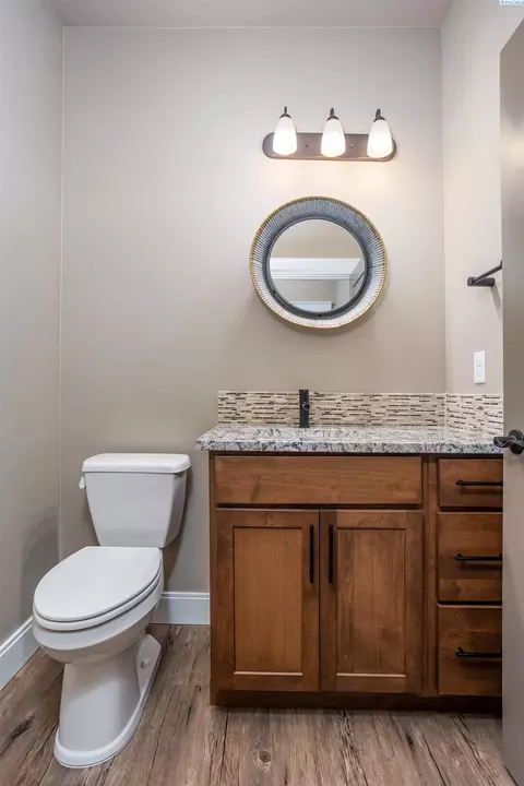 5907 W Ruby St, Pasco, WA 99301 photo 5