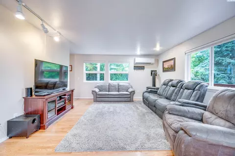 704 SE Ridgeview, Pullman, WA 99163 photo 6