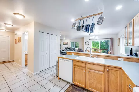 704 SE Ridgeview, Pullman, WA 99163 photo 7