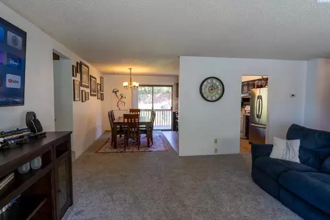 1820 NW Hall Dr, Pullman, WA 99163 photo 3