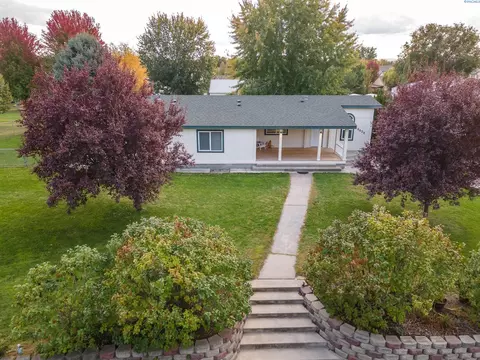 8620 Maple Dr, Pasco, WA 99301 photo 5