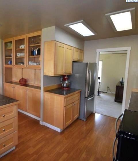 710 Beech Pl, Connell, WA 99326 photo 3
