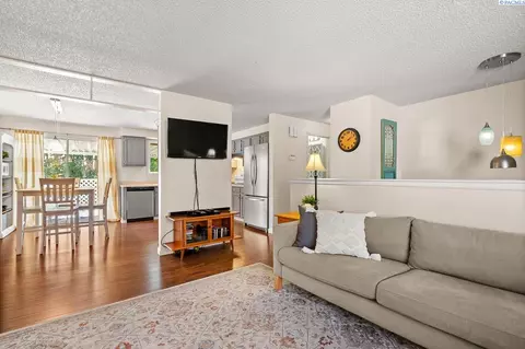 6204 W Richardson Rd, Pasco, WA 99301 photo 3