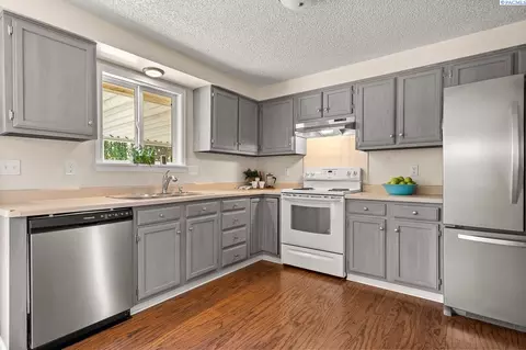 6204 W Richardson Rd, Pasco, WA 99301 photo 5