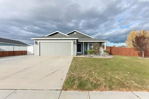 9311 Percheron Dr, Pasco, WA 99301 photo 1