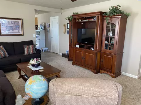 4420 Phoenix Ln, Pasco, WA 99301 photo 7