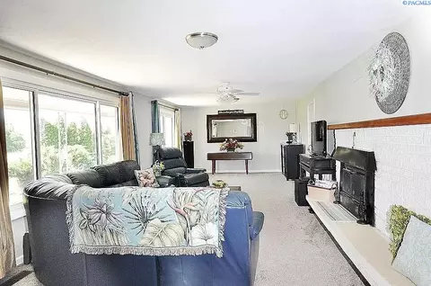 4516 Crescent Rd, Pasco, WA 99301 photo 6
