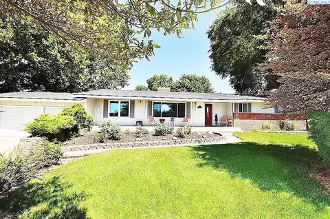 4516 Crescent Rd, Pasco, WA 99301 photo 1