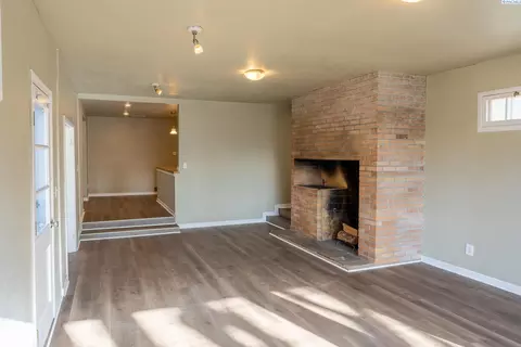 344 NW Webb, Pullman, WA 99163 photo 3