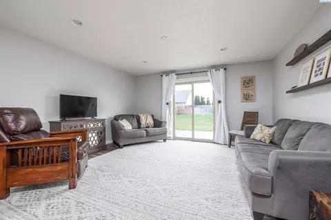 4107 Phoenix Ln, Pasco, WA 99301 photo 9