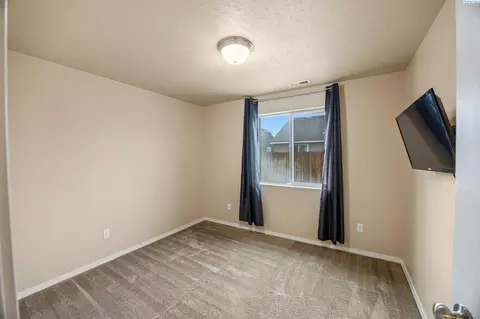 6214 Ochoco Ln, Pasco, WA 99301 photo 17