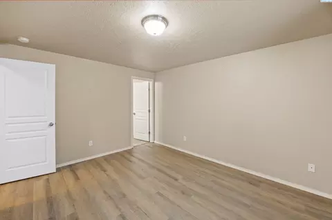 6214 Ochoco Ln, Pasco, WA 99301 photo 12