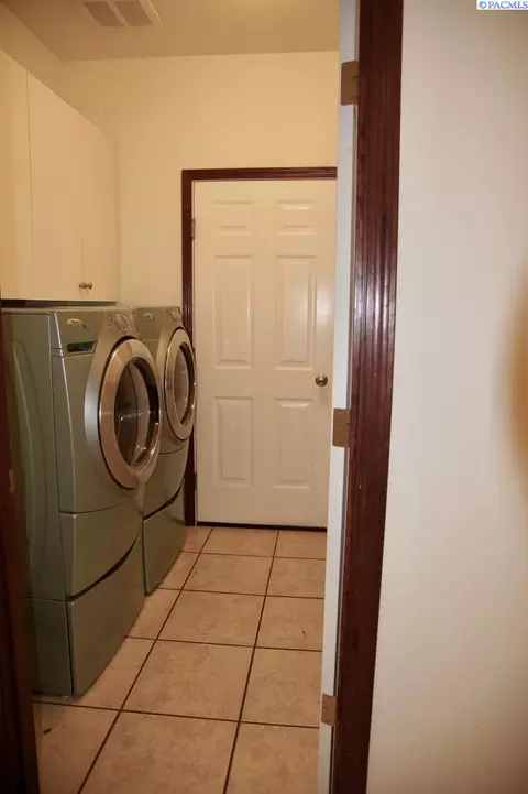 3907 Tusayan Dr, Pasco, WA 99301 photo 22