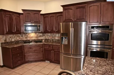 3907 Tusayan Dr, Pasco, WA 99301 photo 11