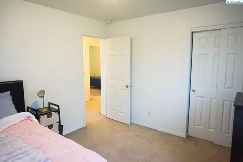 1204 N Beech Ave, Pasco, WA 99301 photo 13
