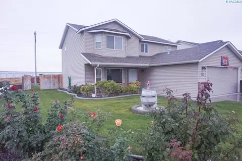 1204 N Beech Ave, Pasco, WA 99301 photo 2