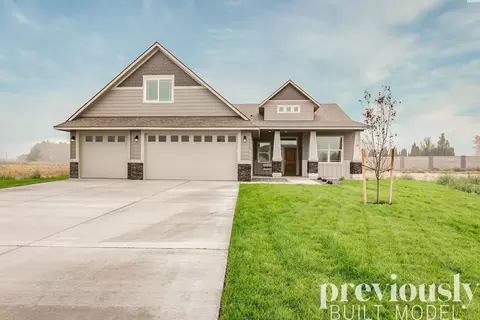 5614 W Ruby St, Pasco, WA 99301 photo 1