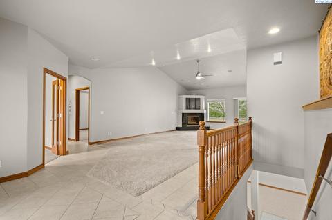 3306 Syrah Dr, Pasco, WA 99301 photo 4