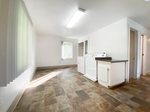 1040 NE D St, Pullman, WA 99163 photo 7