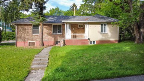 1040 NE D St, Pullman, WA 99163 photo 2