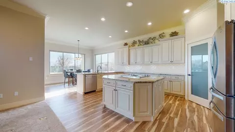 2109 Amy Loop, Pasco, WA 99301 photo 8