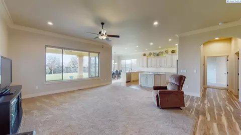 2109 Amy Loop, Pasco, WA 99301 photo 6