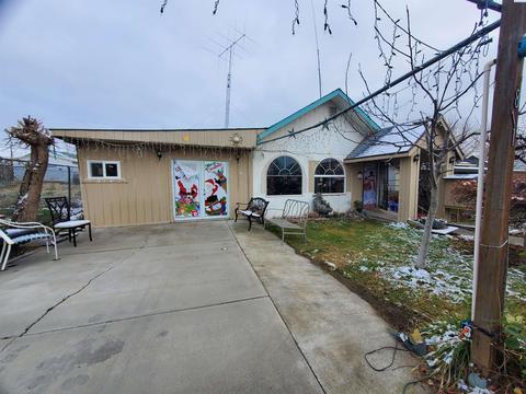 811 S 8th Ave, Pasco, WA 99301 photo 1