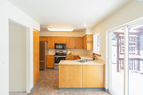 2065 NW Turner Dr, Pullman, WA 99163 photo 9