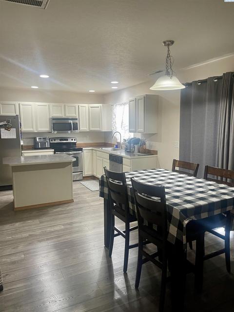 920 N Beech, Pasco, WA 99301 photo 5