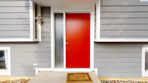 220 NW Thomas St, Pullman, WA 99163 photo 2
