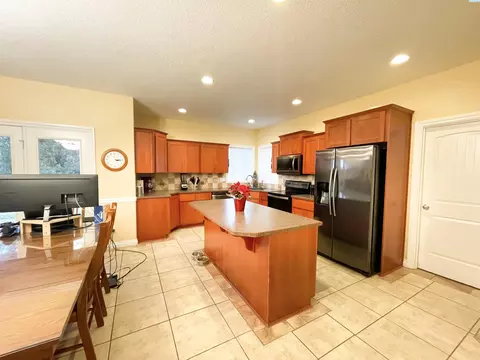909 Christopher Ln, Pasco, WA 99301 photo 4