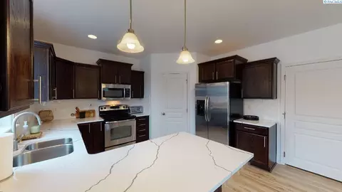 1236 SW Big Sky Ct, Pullman, WA 99163 photo 17