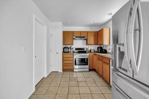 2706 E Helena St, Pasco, WA 99301 photo 14