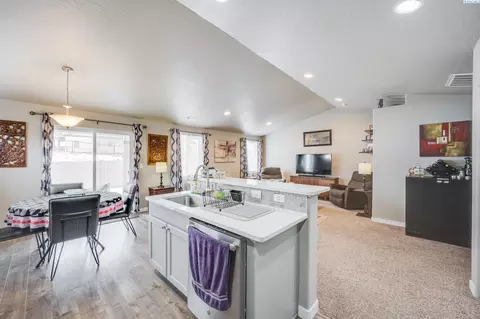 590 SW Wheat Ridge Dr, Pullman, WA 99163 photo 8