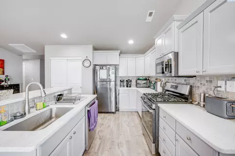 590 SW Wheat Ridge Dr, Pullman, WA 99163 photo 9