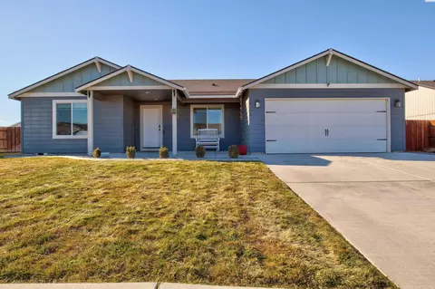 6106 Rocket Ln, Pasco, WA 99301 photo 1