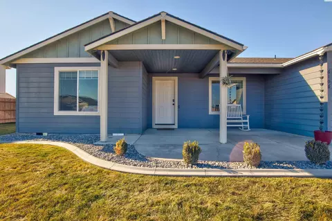 6106 Rocket Ln, Pasco, WA 99301 photo 4