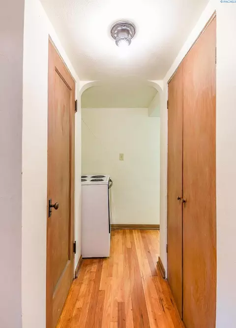 955 NE B St, Pullman, WA 99163 photo 18
