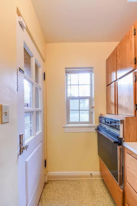 955 NE B St, Pullman, WA 99163 photo 11