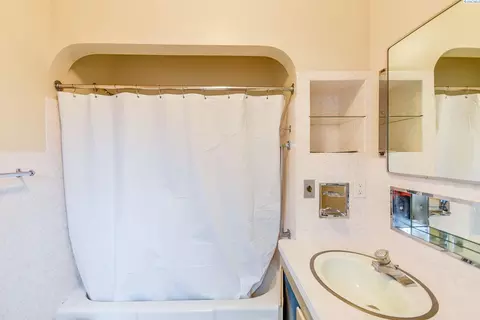 905 NE C St, Pullman, WA 99163 photo 15