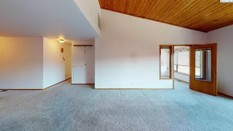 410 SW Crestview #B-2, Pullman, WA 99163 photo 3