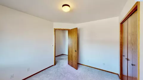 410 SW Crestview #B-2, Pullman, WA 99163 photo 16