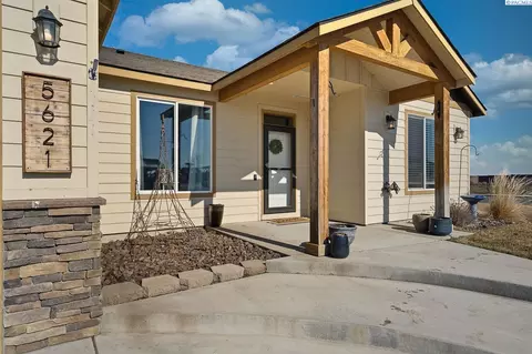 5621 Leopard Dr, Pasco, WA 99301 photo 3