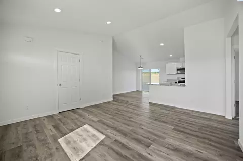 2905 E Helena, Pasco, WA 99301 photo 8
