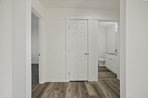 2905 E Helena, Pasco, WA 99301 photo 7