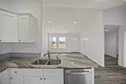 2905 E Helena, Pasco, WA 99301 photo 11