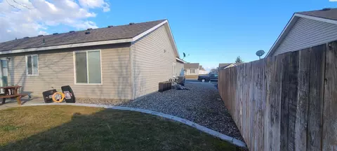 3410 Emerald Downs, Pasco, WA 99301 photo 3