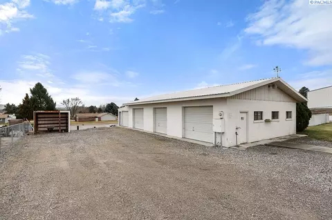 5420 W Livingston, Pasco, WA 99301 photo 29