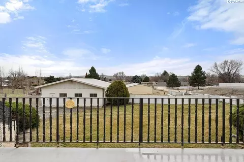 5420 W Livingston, Pasco, WA 99301 photo 6