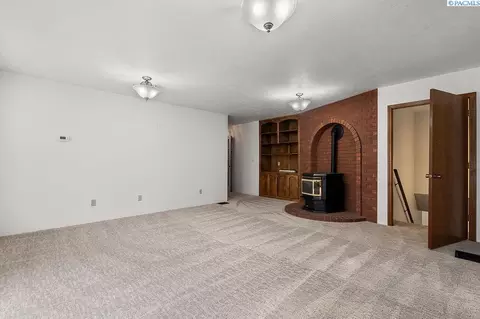 5420 W Livingston, Pasco, WA 99301 photo 15